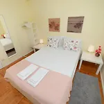Apartman Guest Alegria Flat Downtown
