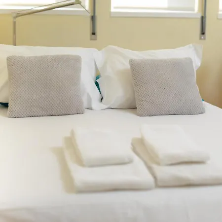 Apartamento Guest Alegria Flat Downtown Oporto