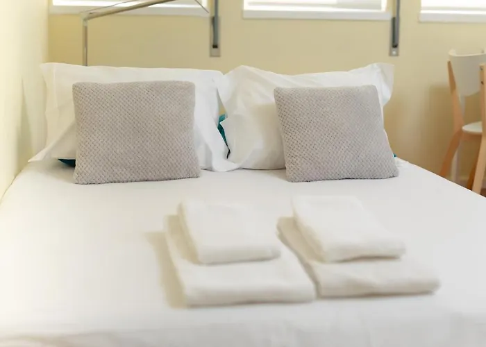 Appartamento Guest Alegria Flat Downtown Oporto